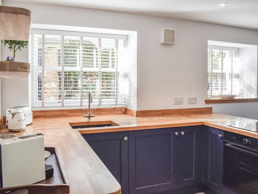 Kitchen area | Ivy Cottage, Falkland, near Cupar