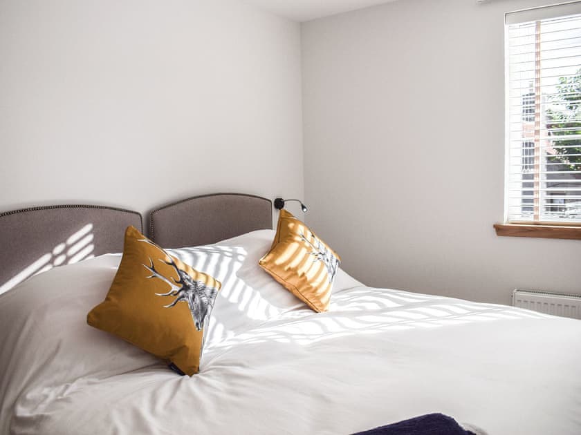 Double bedroom | Ivy Cottage, Falkland, near Cupar