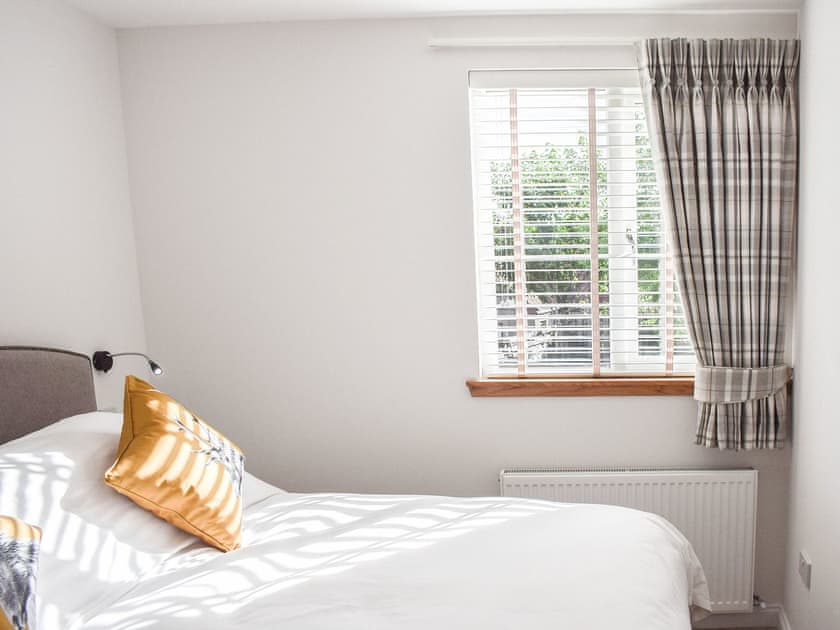 Double bedroom | Ivy Cottage, Falkland, near Cupar