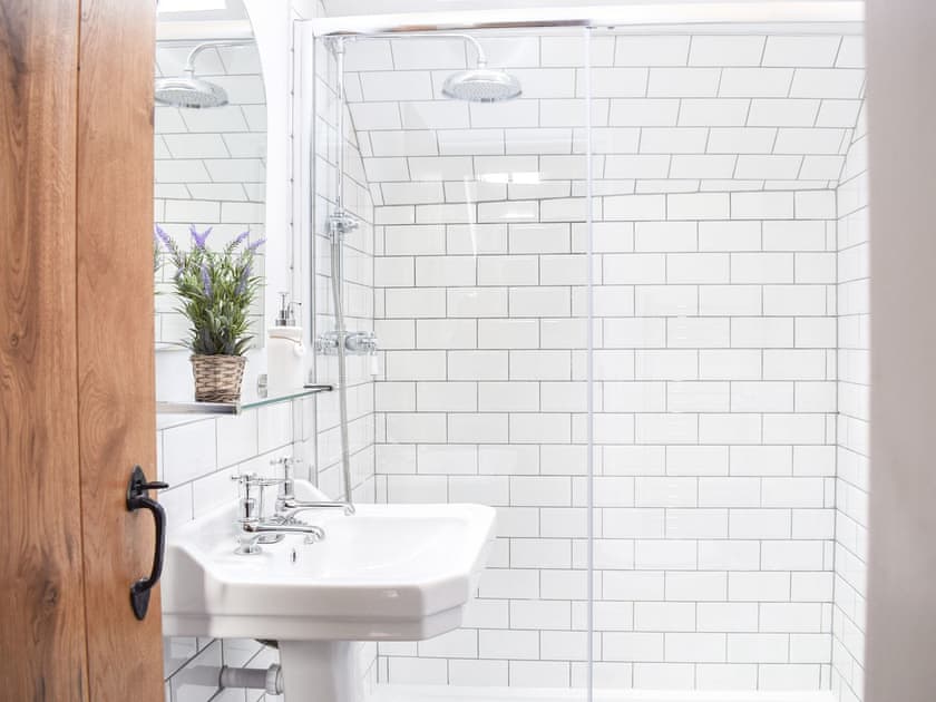 Shower room | Ivy Cottage, Falkland, near Cupar