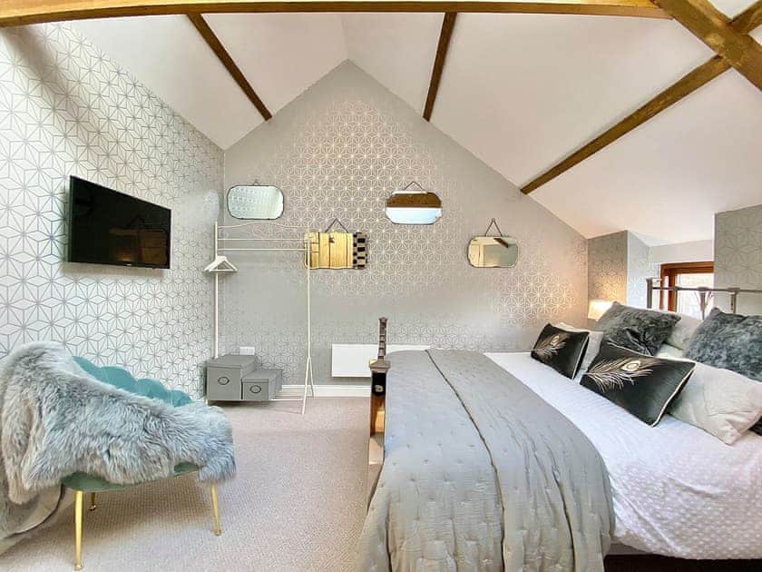 Double bedroom | The Stables, Yate, near Chipping Sodbury