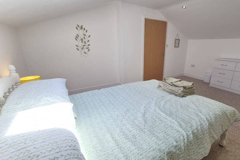 Stable Barn Apartment - Hallagenna Farm Properties, Bodmin Moor