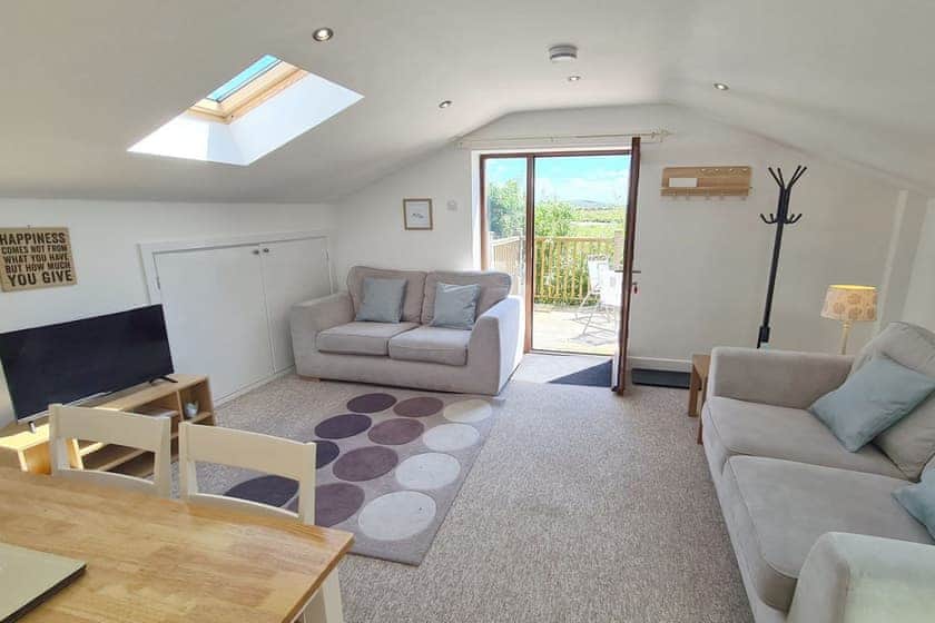 Stable Barn Apartment - Hallagenna Farm Properties, Bodmin Moor