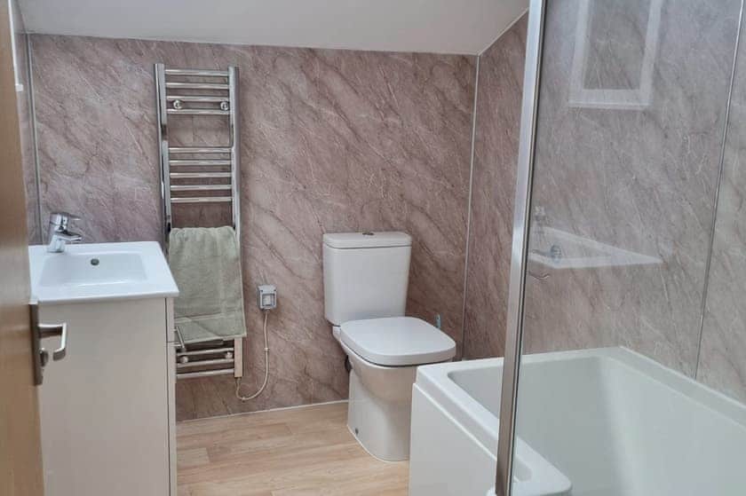 Stable Barn Apartment - Hallagenna Farm Properties, Bodmin Moor