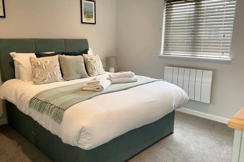 Holywell - Carnebo Holiday Barns, Perranporth