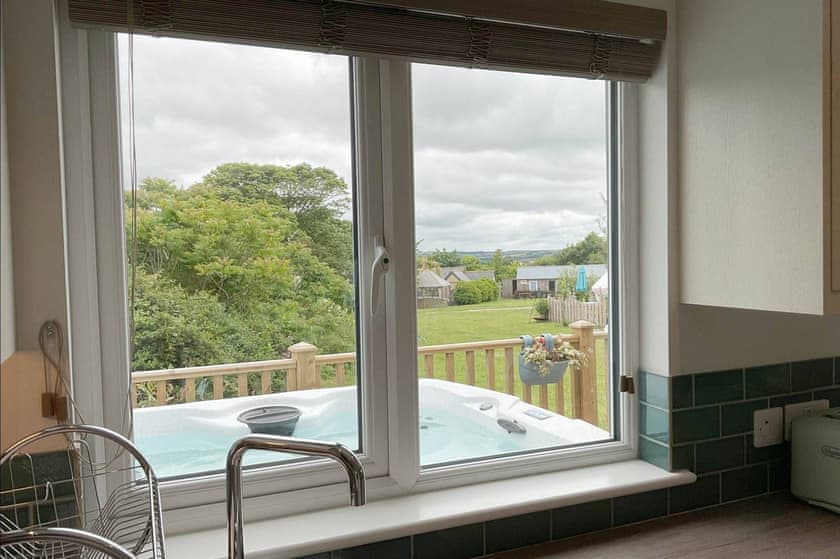 Holywell - Carnebo Holiday Barns, Perranporth