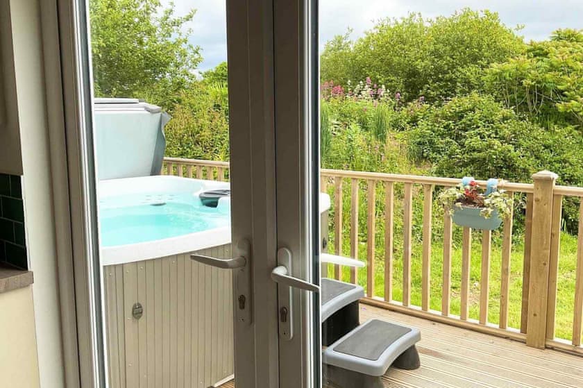 Holywell - Carnebo Holiday Barns, Perranporth