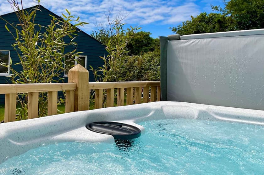 Tolcarne - Carnebo Holiday Barns, Perranporth