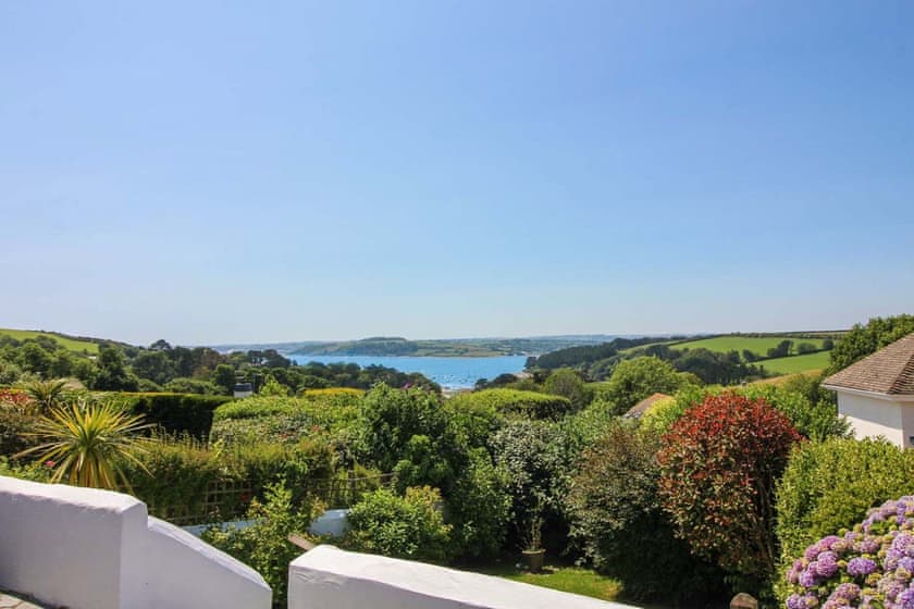 Rose da Mar (ref CWC562752) in St. Just In Roseland Hoseasons