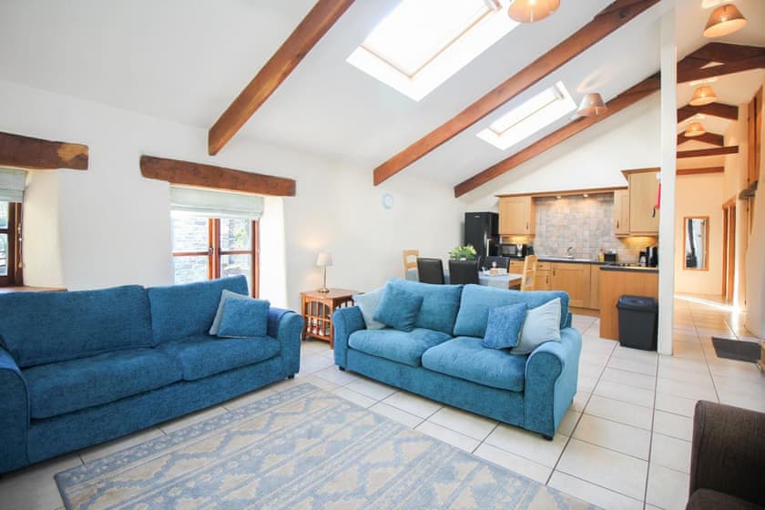 Mowhay Barn - Great Trevillian Farm Barns, Warbstow, near Crackington Haven