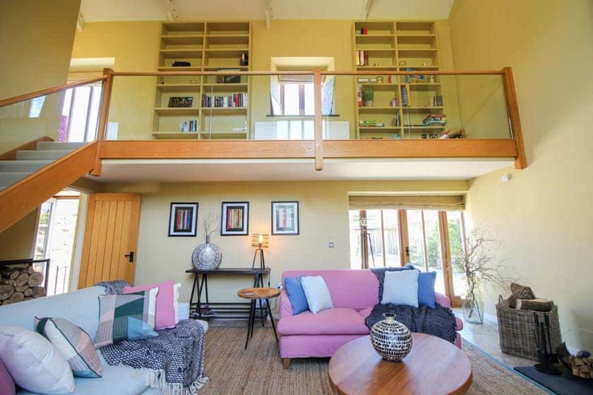 Pennare Barton Large Barn - Pennare House Properties, Helston