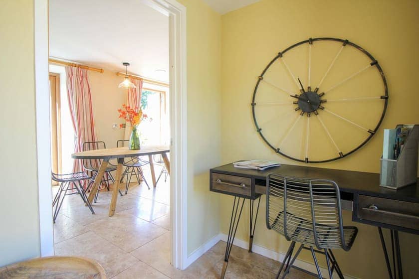Pennare Barton Large Barn - Pennare House Properties, Helston