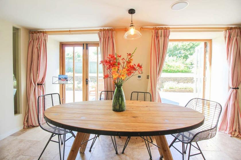 Pennare Barton Large Barn - Pennare House Properties, Helston
