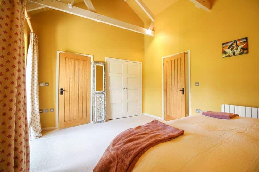 Pennare Barton Large Barn - Pennare House Properties, Helston