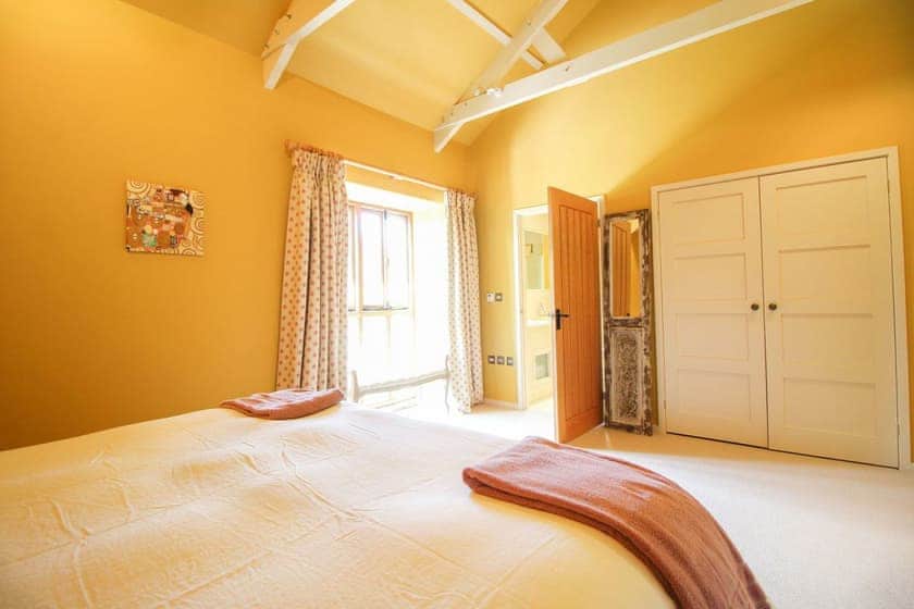 Pennare Barton Large Barn - Pennare House Properties, Helston