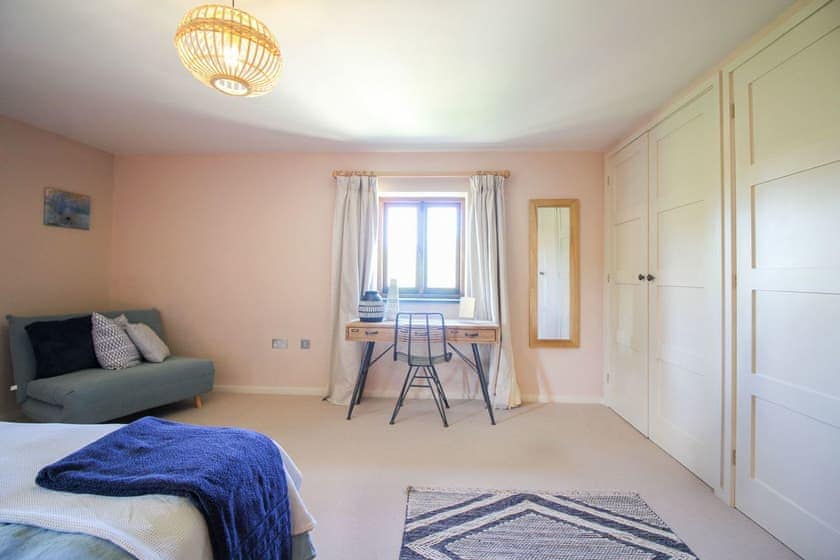Pennare Barton Large Barn - Pennare House Properties, Helston