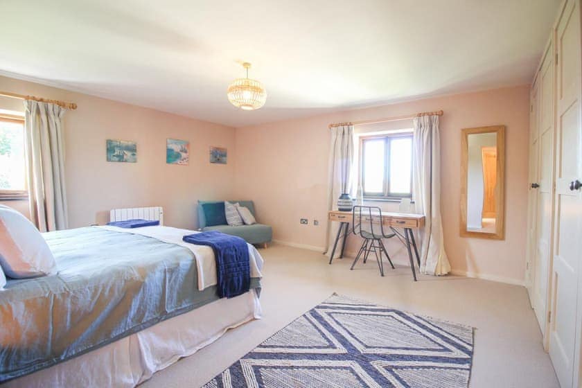 Pennare Barton Large Barn - Pennare House Properties, Helston