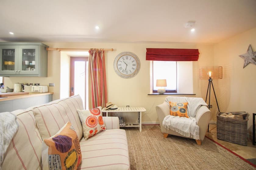 Pennare Barton Small Barn - Pennare House Properties, Helston