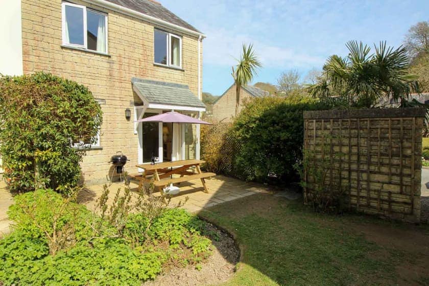 Chough Cottage at Pendra Loweth, Falmouth
