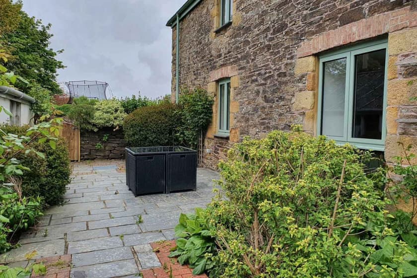 Lower Stables, Tregony