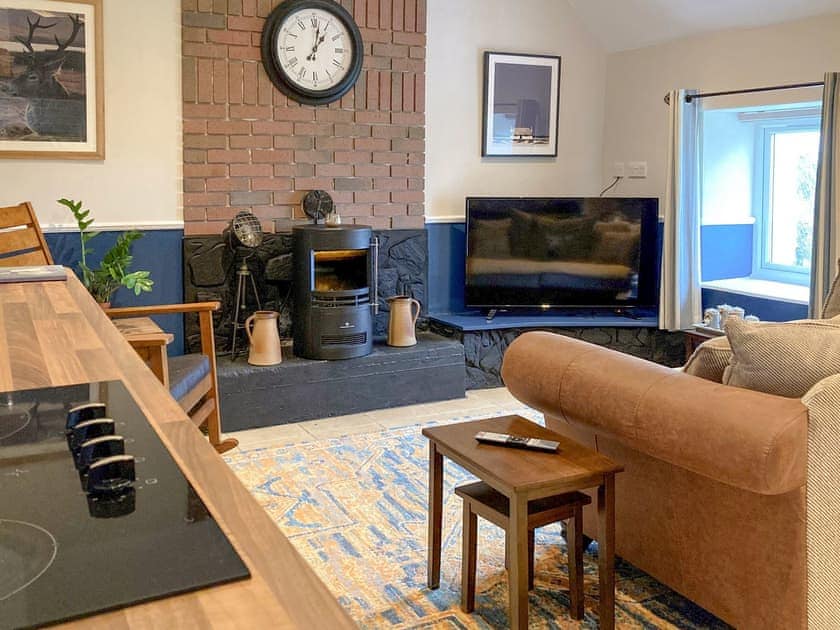 Open plan living space | Taigh Violet Rose, Uachdar