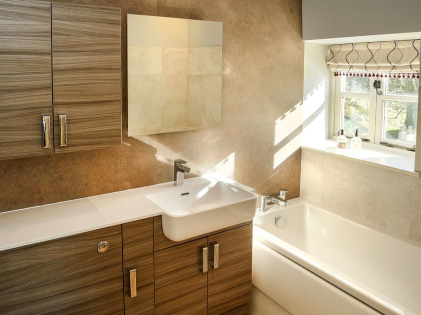 Bathroom | Mill House Cottage - Mill House Cottages, Middleton, near Kirkby Lonsdale
