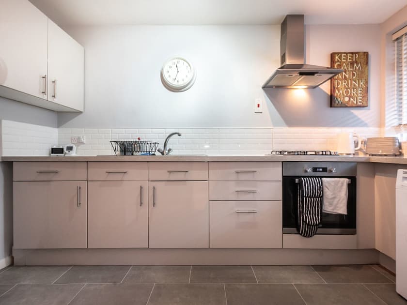 Kitchen | Southsea Apartment 5 - Southsea Apartments, Southsea, Portsmouth