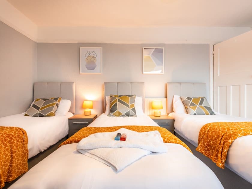 Triple bedroom | Flat 5 - Braganza Apartments, Portsmouth