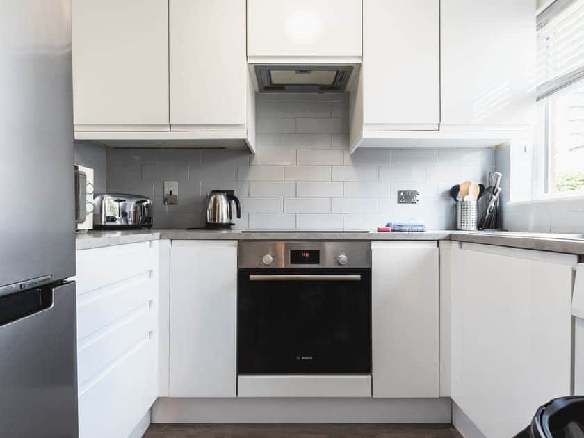 Kitchen | Captains Court Apartment 4, Southampton