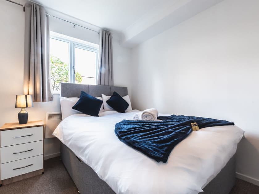 Double bedroom | Captains Court Apartment 4, Southampton