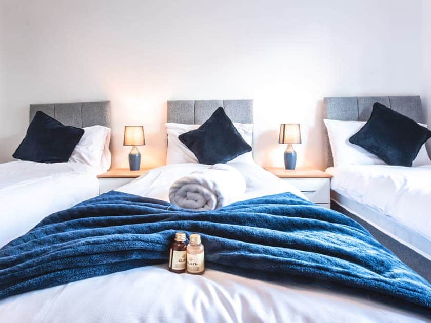 Triple bedroom | Captains Court Apartment 4, Southampton