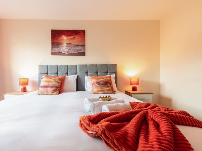 Double bedroom | Renta Apartments 4 - 20 - Whitestar Apartments, Southampton