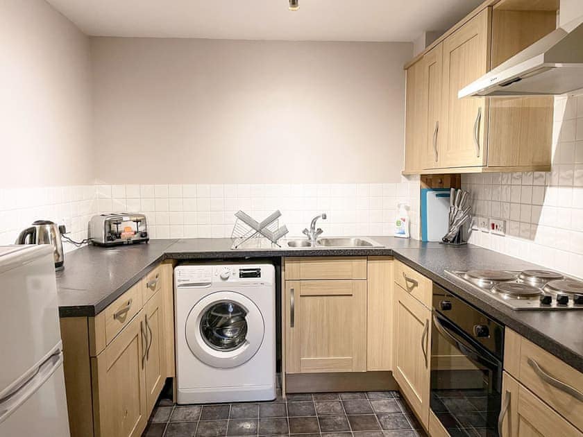 Kitchen | Renta Apartments 4 - 2 - Whitestar Apartments, Southampton