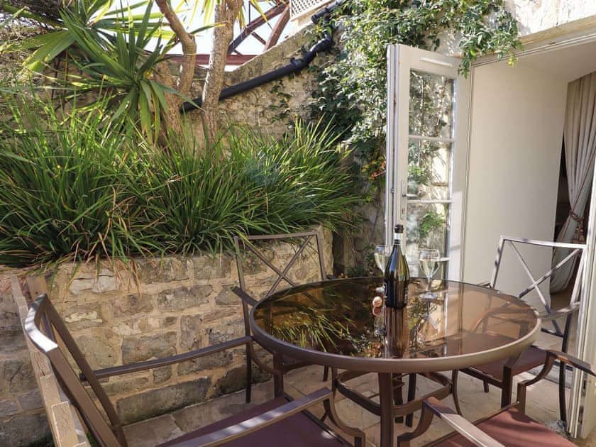 Outdoor area | Villa Amanti, Ventnor