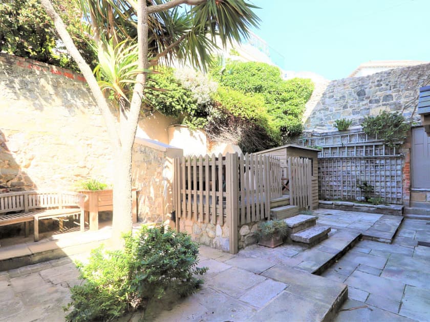 Outdoor area | Villa Amanti, Ventnor