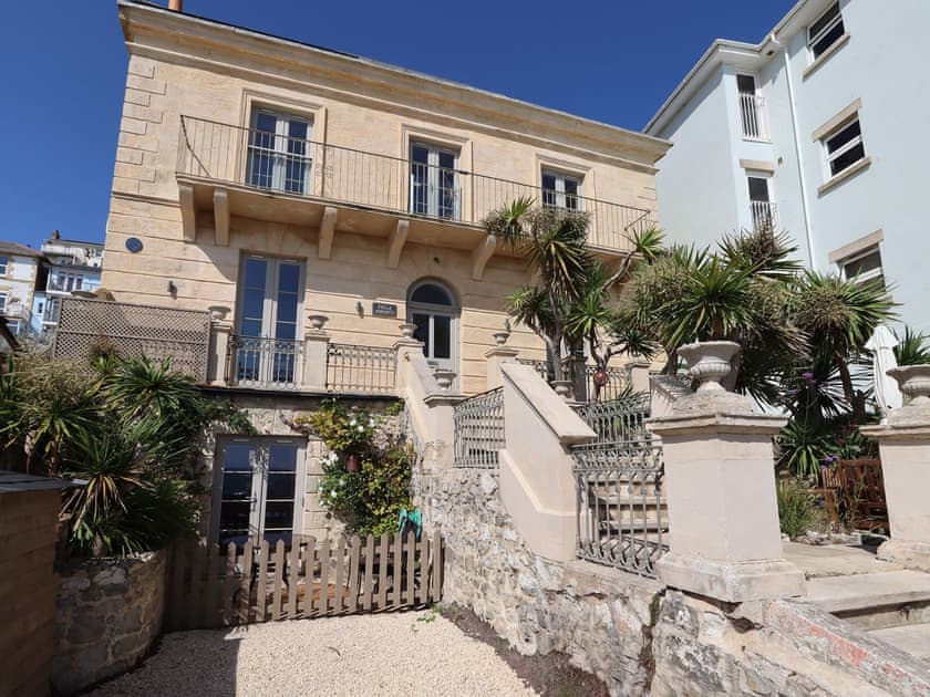 Exterior | Villa Amanti, Ventnor