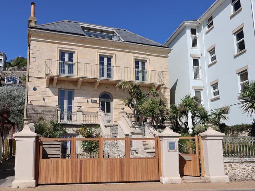 Exterior | Villa Amanti, Ventnor
