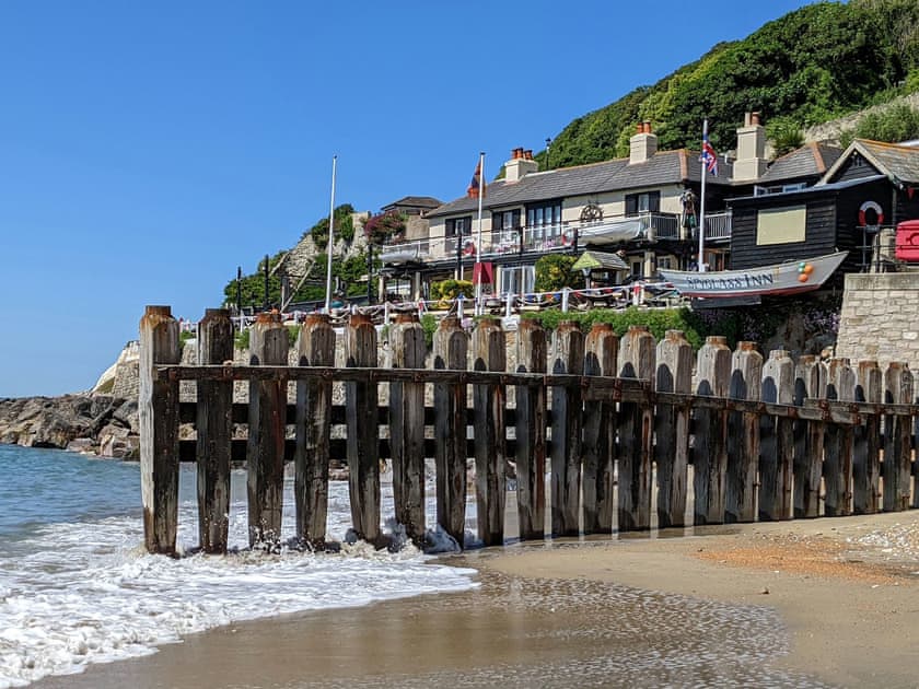 Surrounding area | Villa Amanti, Ventnor