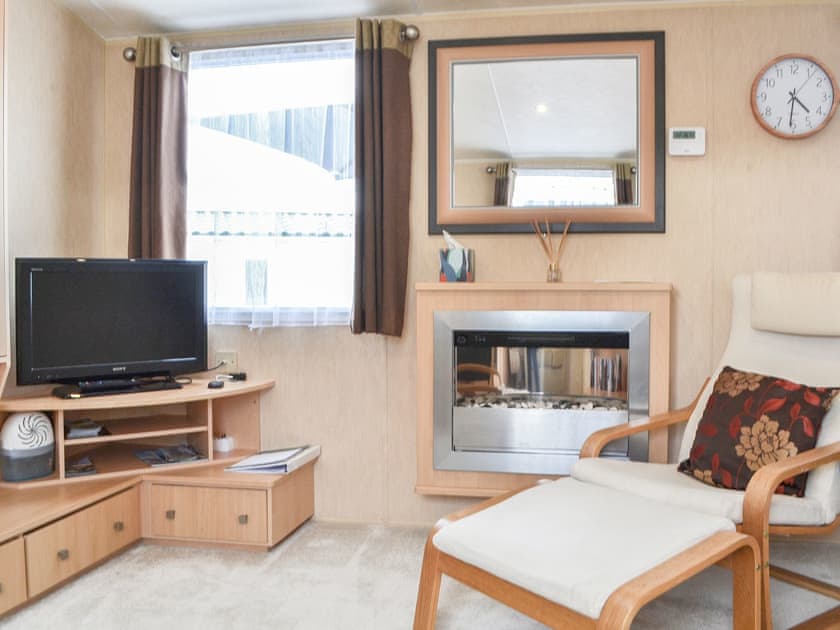 Living area | Forest Views Caravan Park- Ruan’s Roost - Forest Views Caravan Park, Moota, near Cockermouth