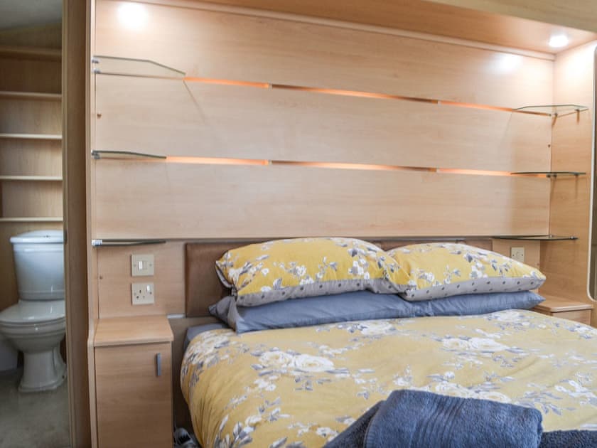 Double bedroom | Forest Views Caravan Park- Ruan’s Roost - Forest Views Caravan Park, Moota, near Cockermouth
