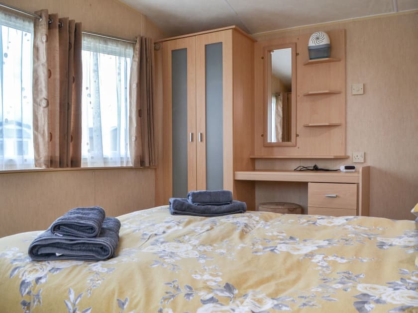 Double bedroom | Forest Views Caravan Park- Ruan’s Roost - Forest Views Caravan Park, Moota, near Cockermouth