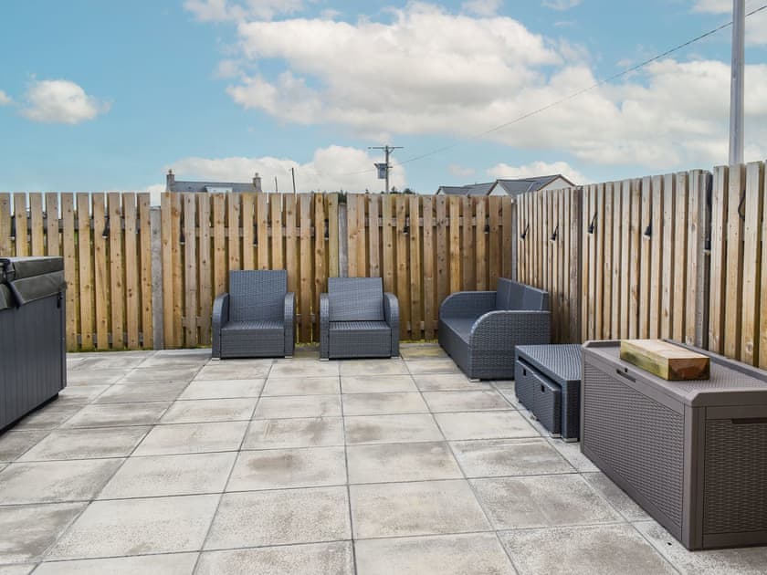 Sitting-out-area | Ryka Lodge, All Outer Hebrides