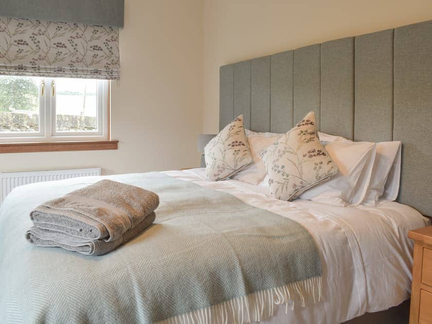 Double bedroom | The Lodge, Linlithgow