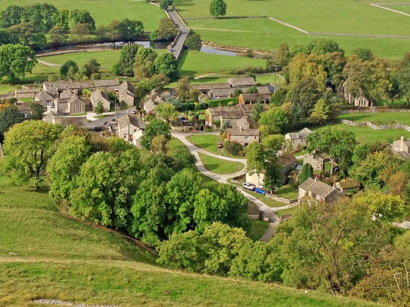 Surrounding area | Tophams Laithe, Conistone with Kilnsey, Grassington