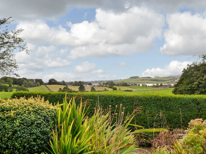 Garden | Airdside Cottage - Airds Farm, Crossmichael, near Castle Douglas