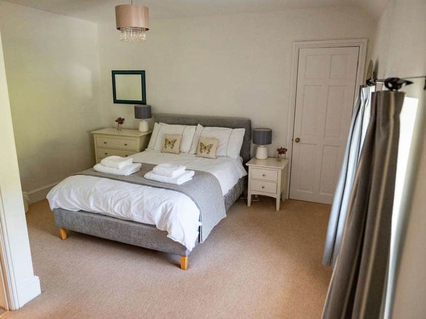 Double bedroom | Old Orchard Cottage, Goathill, near Sherborne