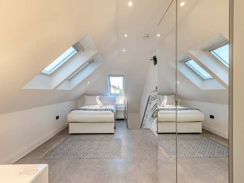 Twin bedroom | The Otter - River Annexe, Christchurch