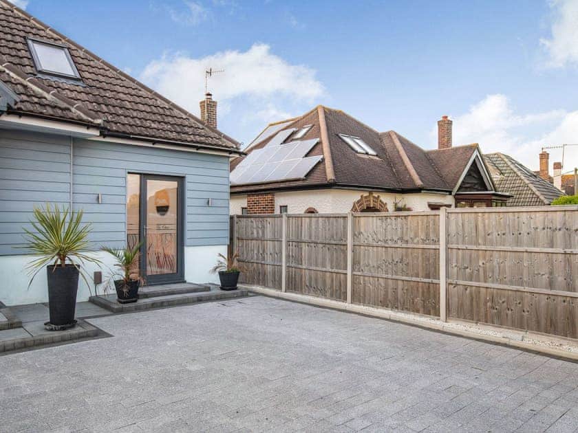 Exterior | The Otter - River Annexe, Christchurch
