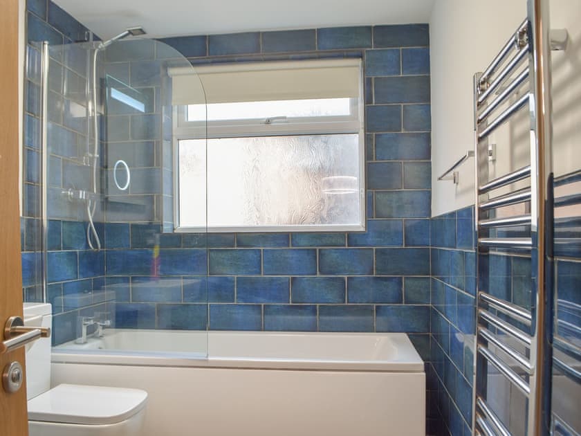 Bathroom | Castle Street Cottage, Narberth