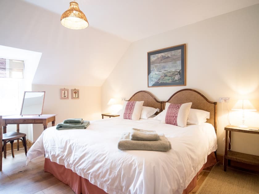 Double bedroom | Coachman’s Bothy - Airds Estate, Port Appin